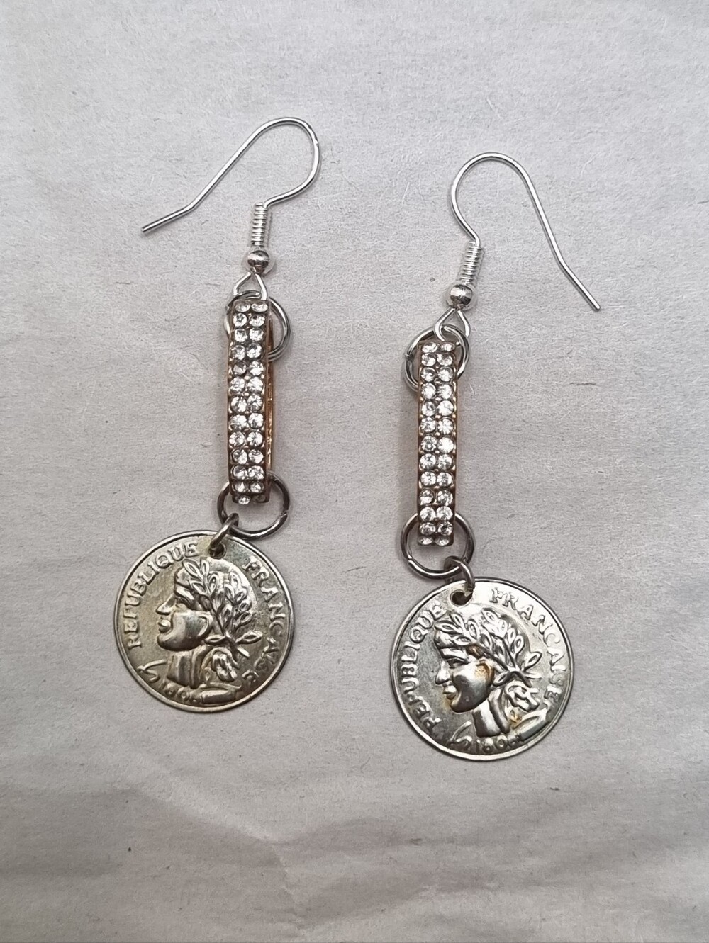 💛 Or 3/10$ | Upcycled | Coin And Bling Earrings